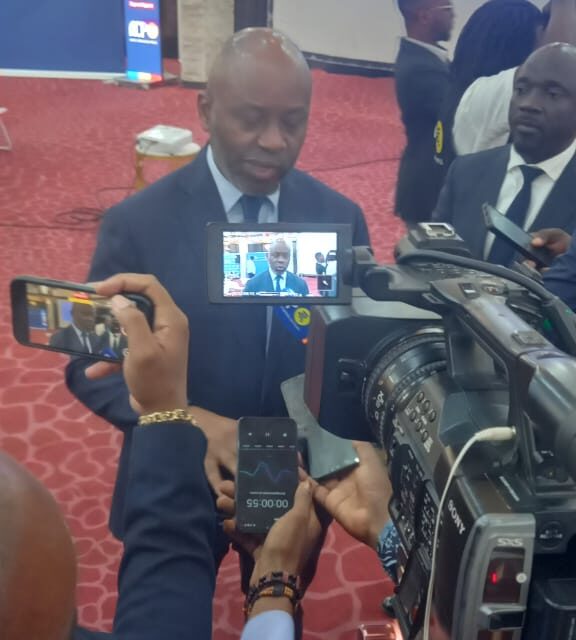 ARCA-FORUM MEDIA CHINE/RDC